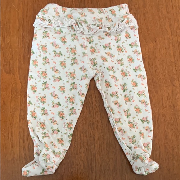 😊FREE😊 Bundles Baby Place Floral Print Baby Pants with Enclosed Feet size 3-6m - Picture 2 of 5